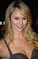 Stacy Keibler interpreta Victoria Dunwoody