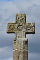 Croix de cimetière renaissance à coquilles (chemins montois).