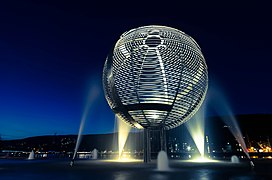 The LNG-kula fountain by the river in Drammen