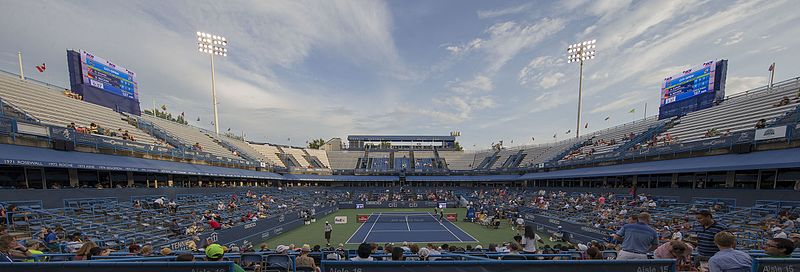 Panorama centrálního dvorce během Citi Open 2016