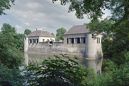 Kasteel van Oijen, exterieur