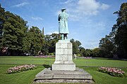 Captain Smith statue, prior to 2010 restoration