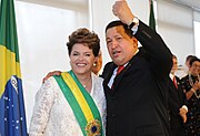 Dilma Rousseff com o presidente da Venezuela, Hugo Chávez.