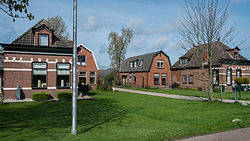 Twee aan elkaar gespiegelde huizen uit 1911