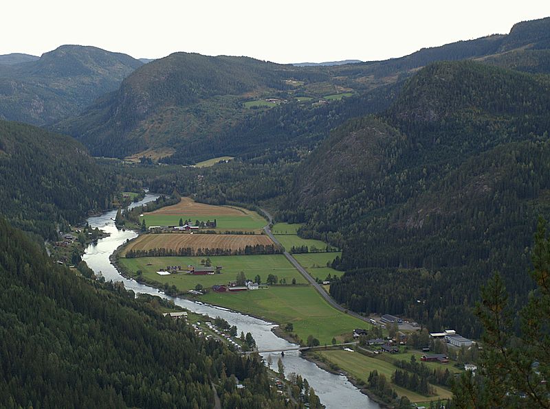 File:Smedlund, Sør-Aurdal.JPG