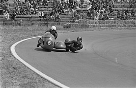 Un sidecar BMW a Assen el 1970