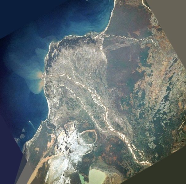 File:Mangoky delta rotated.jpg