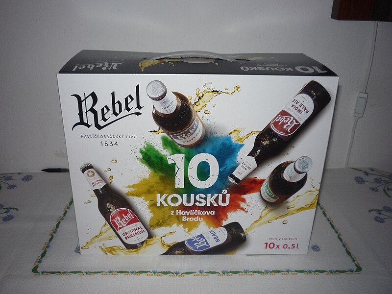 File:Deset kousků box.jpg