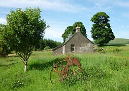 Former bothy at Manquhill - geograph.org.uk - 5800954.jpg