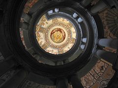 Escalera del Palazzo Farnese, Caprarola, de Vignola.