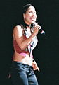 1983: Jennifer Peña, cantant latina