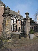 Entrance gate Huize van de Kasteele