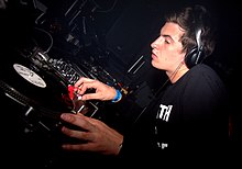 Description de l'image Skream at Metropolis Leeds.jpg.