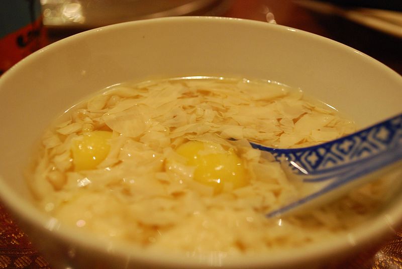 File:Aunt Lay Leong's Barley, Gingko, Beancurd Sheet Dessert Soup (3978777779).jpg