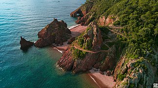 Plage de la Pointe de l'Aiguille à Théoule-sur-mer