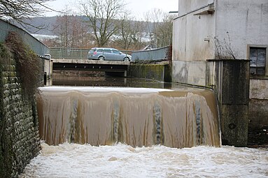 Schwarzbachwehr an der ehemaligen Ziegler’schen Mühle (Januar 2015)