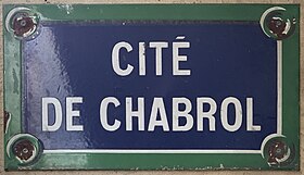 Voir la plaque.