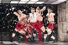 Description de l'image Olly Alexander Eurovision Song Contest 2024 Final dress rehearsal 02.jpg.