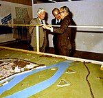 Presentatie van de maquette in het Bonnefantenmuseum, 1979