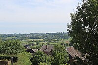 Vue du village et de la Vallée de l'Oise depuis les hauteurs de l'église.