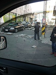 震后的浦项市街头