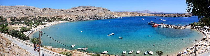 File:Panorama of Lindos 2.jpg