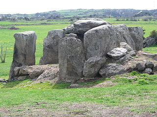 Dolmen de la grotta view 5