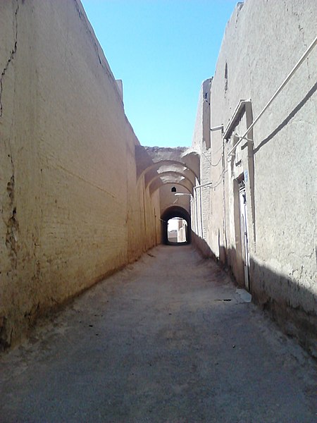 File:Historical District of Yazd (8).jpg