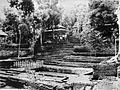 Pintu masuk ke makam Sultan Agung di Pemakaman Imogiri (foto 1890).