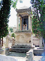 Le monument funéraire de Brassai au Cimetière Central de Cluj/Kolozsvár. Œuvre de Lajos Pákey.