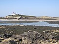 Île Wrach vue depuis Enez Terc'h et parc ostréicole.