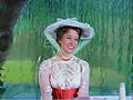 Mary Poppins, interpretata da Julie Andrews