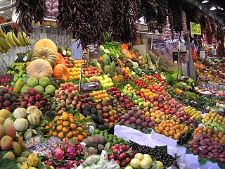 Català: Parada de fruita a la Boqueria English: Fruit Stall in Boqueria's Market