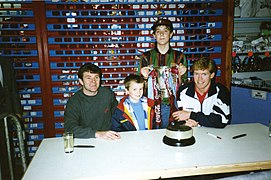 Ray Houghton, Steve Staunton Coca-Cola Cup 1995.jpg