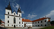 Thumbnail for File:Třebíč, bazilika sv. Prokopa od západu 01.jpg