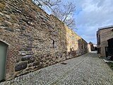 Stadsmuur Looiershof met schietgaten, veldzijde (westelijk deel)