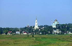 Die Stadt Sadonsk in der Oblast Lipezk von der M4 aus gesehen