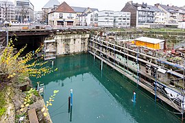 Besichtigungsbauwerk des eingestürzten Historischen Archivs der Stadt Köln mit erhöhtem Grundwasserspiegel am 9. Januar