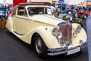 Une Jaguar Mark V 3,5 litres drop head coupé, millésime 1950, au Techno-Classica d'Essen 2024. (définition réelle 6 720 × 4 480)