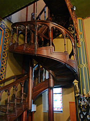 Escalier en bois.