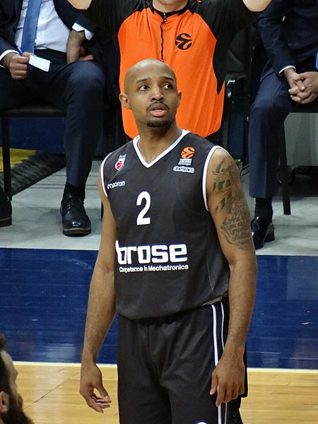 File:Ricky Hickman 2 Brose Bamberg EuroLeague 20180209 (3).jpg