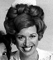 Polly Holliday geboren op 2 juli 1937