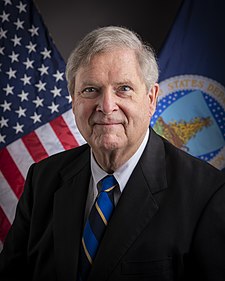 Tom Vilsack (27. dubna 2021)