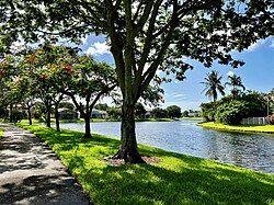 A lakefront neighborhood in Coconut Creek