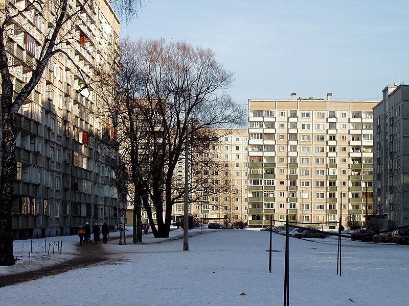 File:Buildings in Ziepniekkalns.jpg