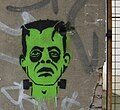 Graffiti de Frankenstein amb ulleres [2]