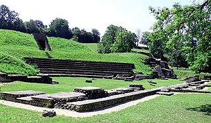 Restos arqueológicos del teatro romano.