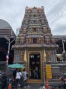 Sri Maha Mariamman Koyil Bangkok (Wat Khaek Silom) 2019 01.jpg