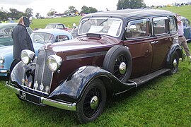 Vauxhall Big 6 4-Door Saloon ca. 1939