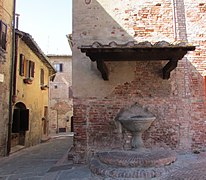 La fontaine de la Piazza SS. Annunzuiata.